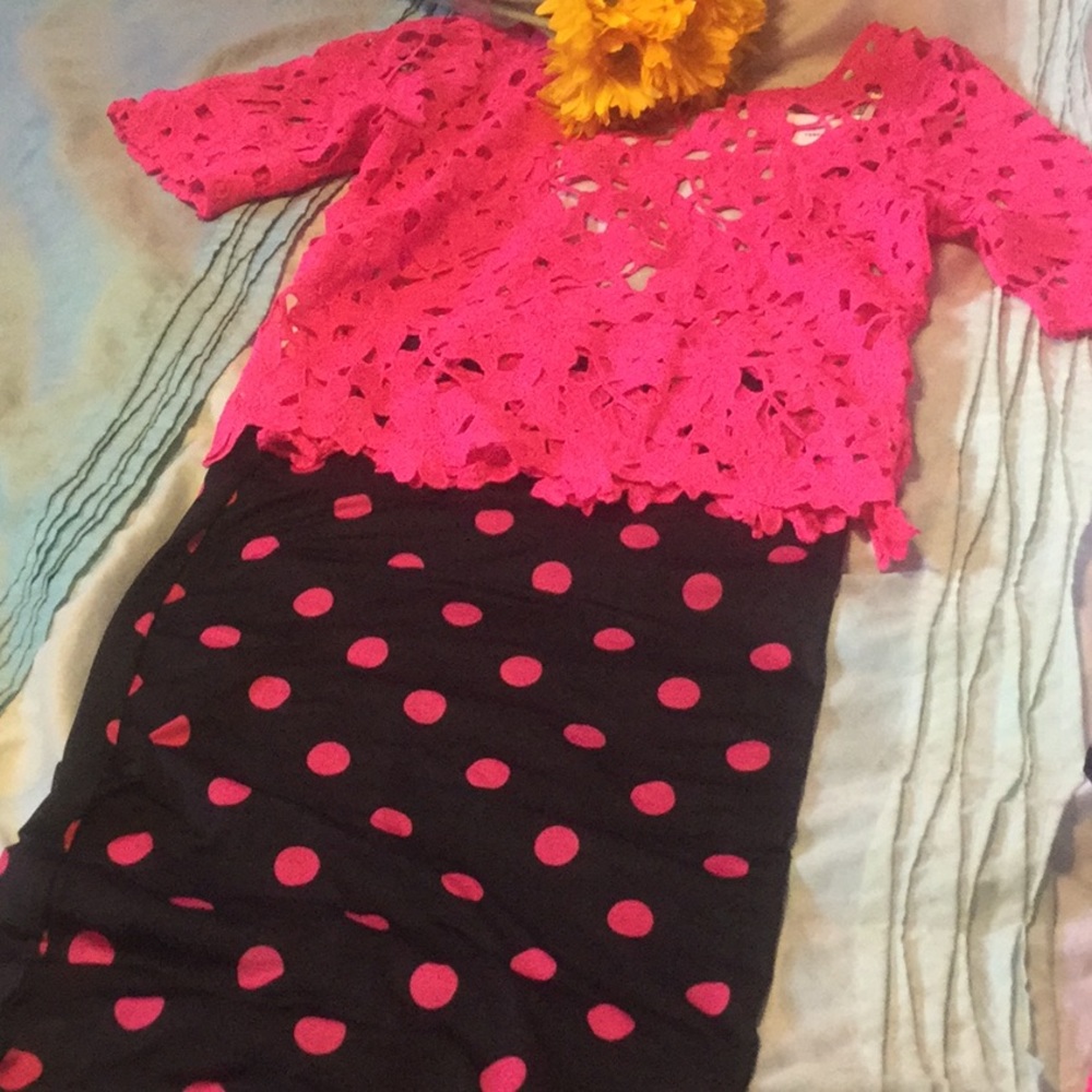 FUCHSIA CRISS CROSS LOW BACK  CROCHET TOP - Picture 4 of 8